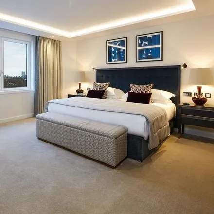 Rent this 3 bed apartment on Cheval Gloucester Park in Ashburn Place, London