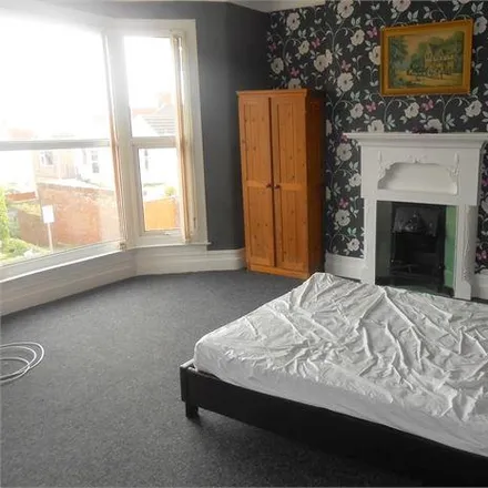 Rent this 5 bed room on Prestige Hand Car Wash in Beechwood Road, Swansea