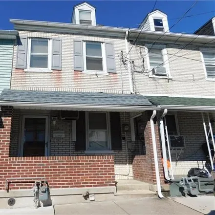 Image 1 - 214 Church Street, Catasauqua, Lehigh County, PA 18032, USA - Townhouse for sale