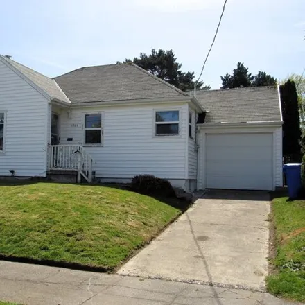 Buy this 2 bed house on 1804 North Simpson Street in Portland, OR 97217