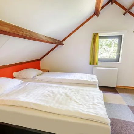 Rent this 2 bed apartment on Leuvensesteenweg 97 in 99, 101