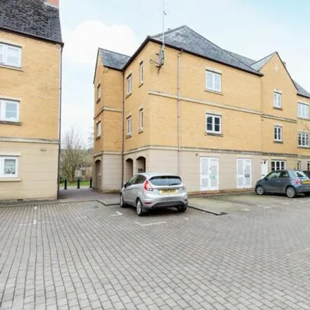 Buy this 2 bed apartment on The Plough (Pub Garden) in Windrush Quay, Witney