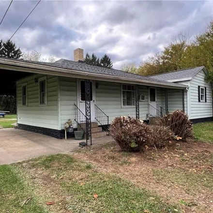 Buy this 3 bed house on 1974 Brightwood Road Southeast in Goshen, Tuscarawas County