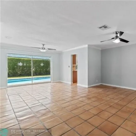 Image 7 - 5887 Northeast 21st Avenue, Imperial Point, Fort Lauderdale, FL 33308, USA - House for rent