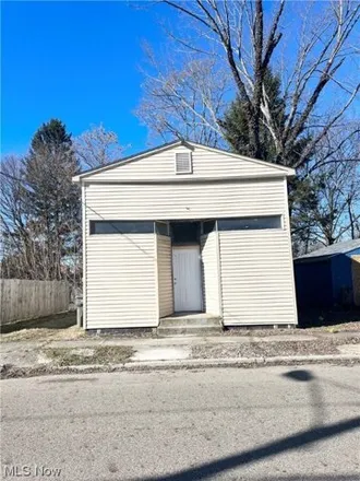 Buy this 3 bed house on 4044 Erie Street in Youngstown, OH 44512