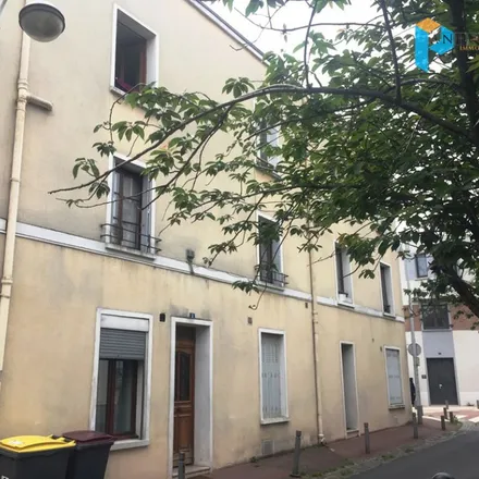 Image 5 - 2 Rue Diderot, 93170 Les Lilas, France - Apartment for rent