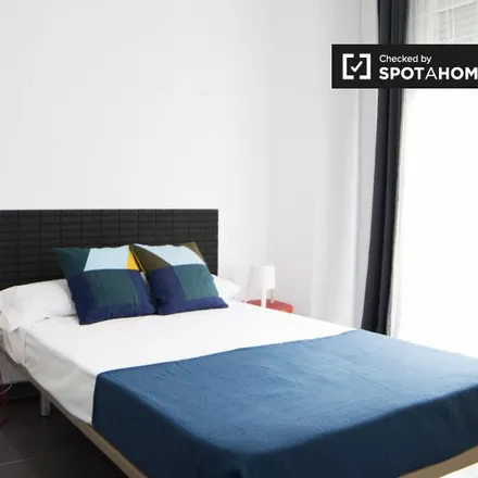 Rent this 5 bed room on Madrid in Travesía Conde Duque - Amaniel, Travesía del Conde Duque