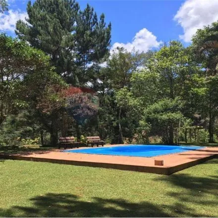 Buy this 3 bed house on Estrada do Grotão in Araras, Região Geográfica Intermediária de Petrópolis - RJ