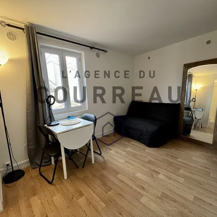Image 2 - 5 Place des Martyrs de la Résistance, 34062 Montpellier, France - Apartment for rent