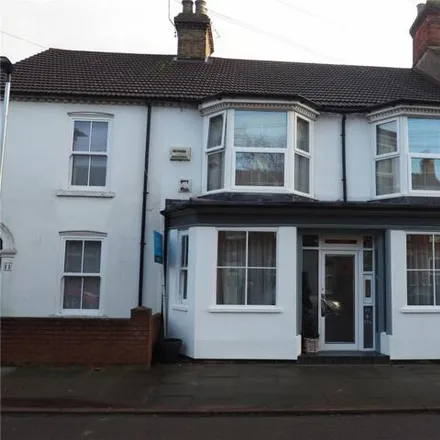 Buy this 3 bed townhouse on 103 Howbury Street in Bedford, MK40 3QT