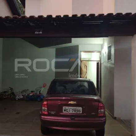 Buy this 4 bed house on Rua Noêmia Sampaio de Souza in Planalto Paraíso, São Carlos - SP