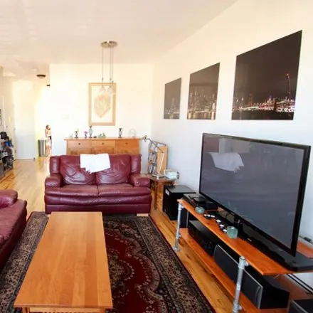 Rent this 3 bed apartment on 139 Columbia Street in New York, NY 11231