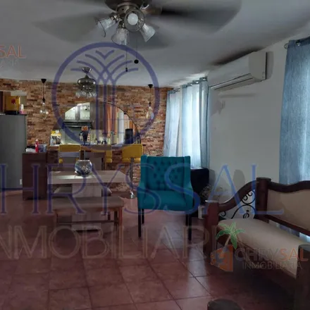 Buy this 5 bed house on Asesoría para la Maternidad Respetada y la Vida Inicial in Calle 5 217, 89107 Ciudad Madero