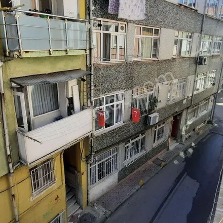 Image 3 - Sefa Market, Yeni Çeşme Sokağı, 34107 Fatih, Turkey - Apartment for rent