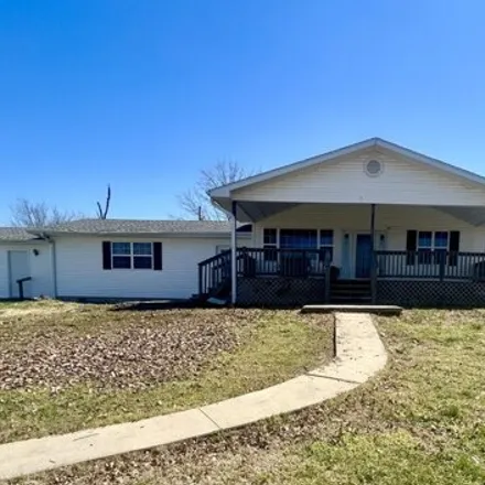 Buy this 3 bed house on West 27th Street in Joplin, MO 64804
