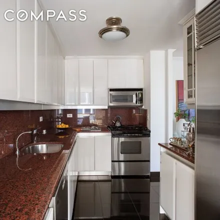 Image 3 - The Beaumont, 30 West 61st Street, New York, NY 10023, USA - Condo for sale