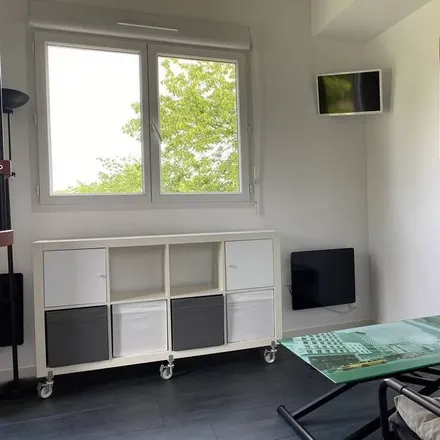 Rent this studio apartment on Saint-Alban in Rue de l'Église, 22400 Saint-Alban