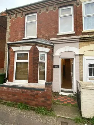 Buy this 3 bed duplex on Springfield Road in Gorleston-on-Sea, NR31 6AD