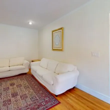 Buy this 4 bed apartment on 124 Edgehill Road in East Side, Providence
