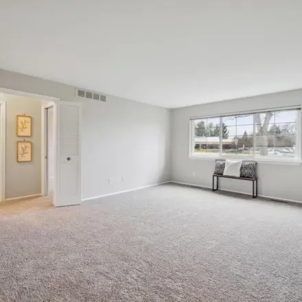 Image 1 - 70 Millington Boulevard, Bloomfield Hills, MI 48304, USA - Apartment for rent