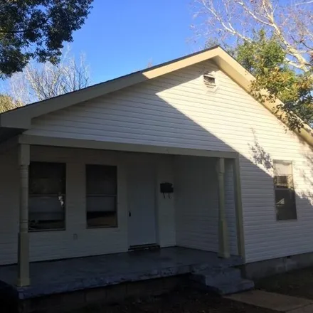 Buy this 3 bed house on 1432 20th Street in Gulfport, MS 39501