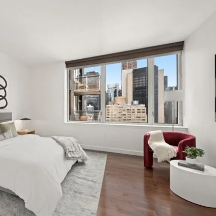 Image 4 - 221 East 34th Street, New York, NY 10016, USA - Condo for sale