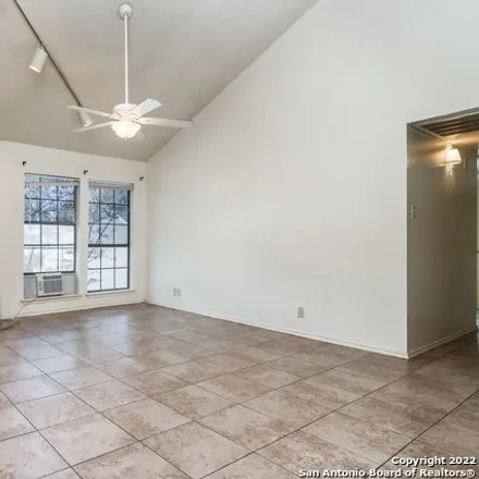 Image 4 - 8655 Datapoint Drive, San Antonio, TX 78229, USA - Condo for sale