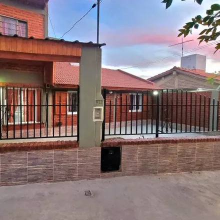 Image 2 - Avenida Del Trabajador, Gran Neuquén Sur, Q8304 ACG Neuquén, Argentina - House for sale