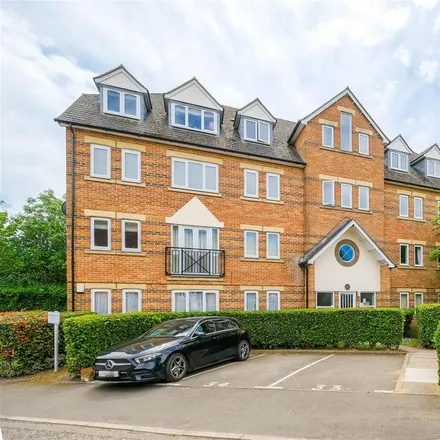 Rent this 2 bed apartment on 44-65 Victory Road in London, E11 1UL
