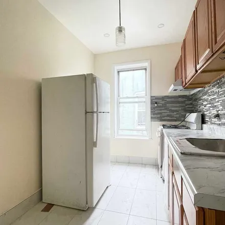 Rent this 3 bed apartment on 1416 East 2nd Street in New York, NY 11230