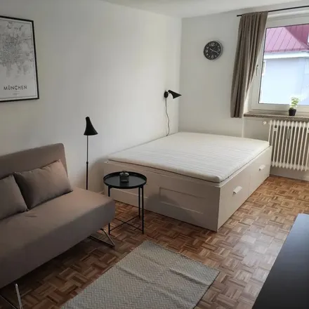 Image 2 - REWE, Schleißheimer Straße 126, 80797 Munich, Germany - Apartment for rent