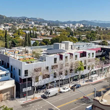 Image 2 - Santa Monica & Spaulding, Santa Monica Boulevard, West Hollywood, CA 90046, USA - Apartment for rent