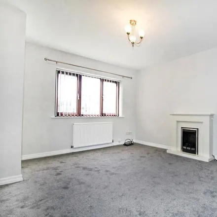 Image 3 - Leeds Road Albion Road, New Line, Bradford, BD10 9TE, United Kingdom - Townhouse for rent
