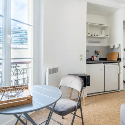 Image 3 - 6;8 Rue Crespin du Gast, 75011 Paris, France - Apartment for rent