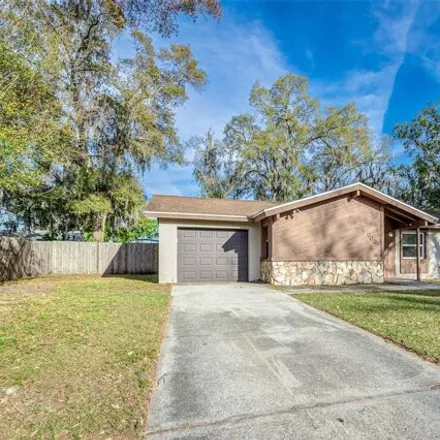 Rent this 3 bed house on 623 West Ponderosa Drive in Polk County, FL 33810