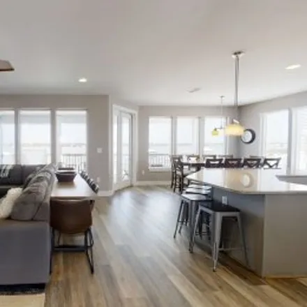 Buy this 8 bed apartment on 2162 West Beach Boulevard