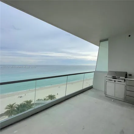 Image 9 - Turnberry Ocean Club Residences, 18501 Collins Avenue, Golden Shores, Sunny Isles Beach, FL 33160, USA - Condo for rent