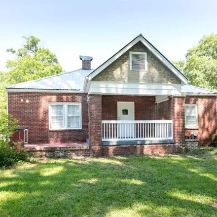 Buy this 3 bed house on 2094 Cherry Ave in Hueytown, Alabama