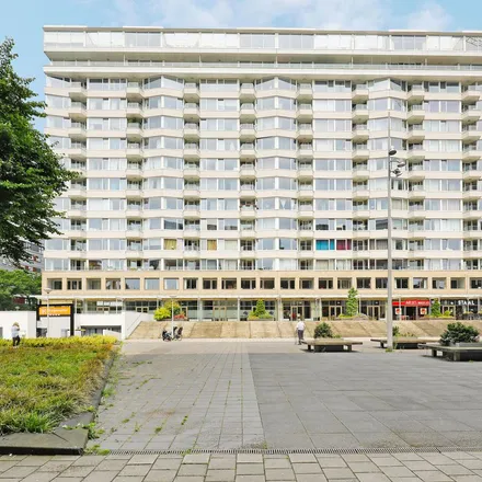 Rent this 2 bed apartment on Koningin Wilhelminaplein 420 in 1062 KS Amsterdam, Netherlands