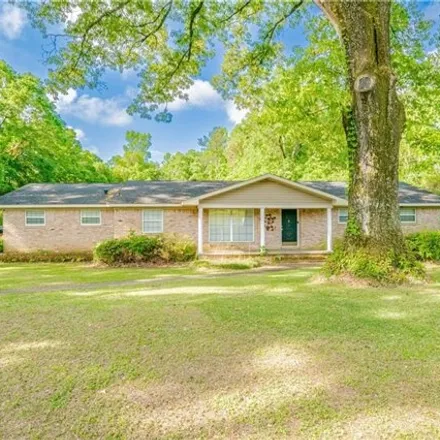 Buy this 3 bed house on 190 Autumn Drive in Pine Wood, Saraland