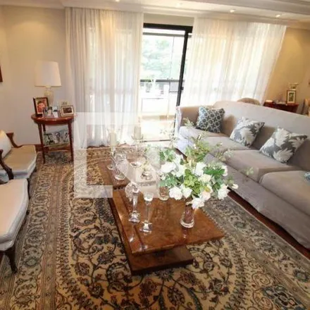 Buy this 3 bed apartment on Avenida Doutor Guilherme Dumont Vilares in Paraisópolis, São Paulo - SP