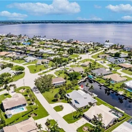 Image 2 - 2288 Southeast 27th Street, Cape Coral, FL 33904, USA - House for sale
