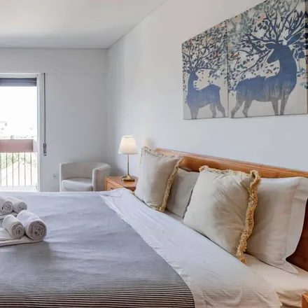 Rent this 2 bed apartment on Rua 14 de Outubro 566 in 4430-051 Vila Nova de Gaia, Portugal