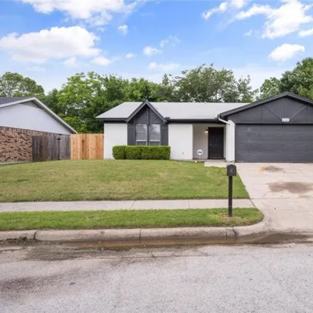 Buy this 3 bed house on 6361 Rebecca Lane in Watauga, TX 76148