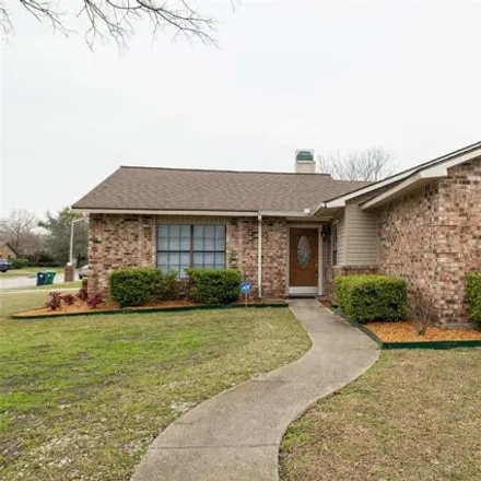 Rent this 3 bed house on 2793 Mistywood Lane in Denton, TX 76209