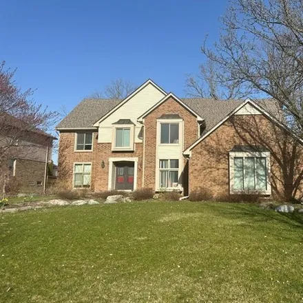 Image 1 - 1670 Edinborough Drive, Rochester Hills, MI 48306, USA - House for rent