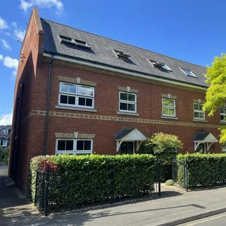 Rent this 1 bed room on 47 St Jude's Road in Englefield Green, TW20 0BE