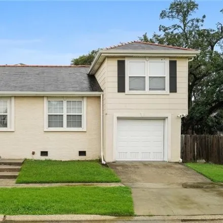 Rent this 3 bed house on 825 Chapelle Street in Lakeview, New Orleans