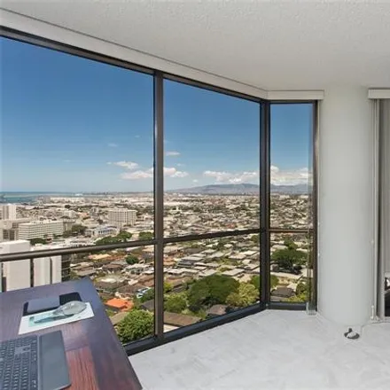 Image 5 - Craigside, 2101 Nuuanu Avenue, Honolulu, HI 96817, USA - Condo for sale