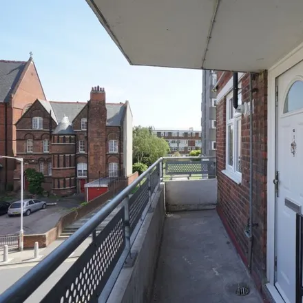 Image 5 - Fellows Court, Weymouth Terrace, London, E2 8LF, United Kingdom - Room for rent